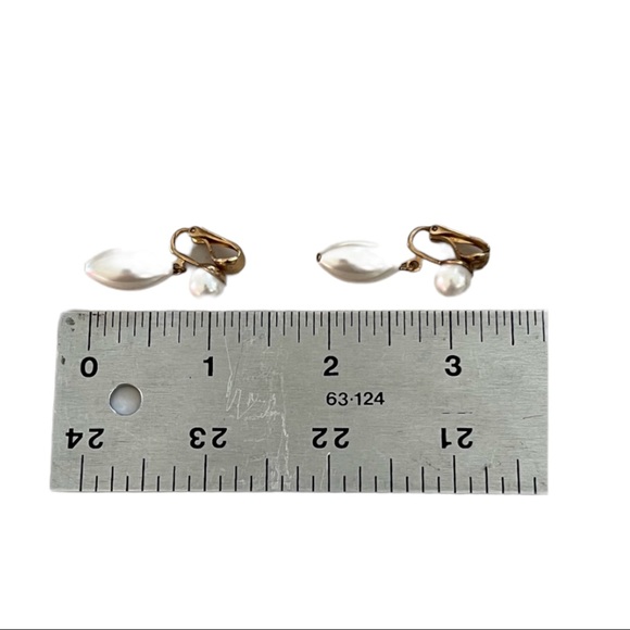 VINTAGE 1950s Faux Pearl Clip Earrings JUDY LEE label from a private collection - Picture 4 of 5